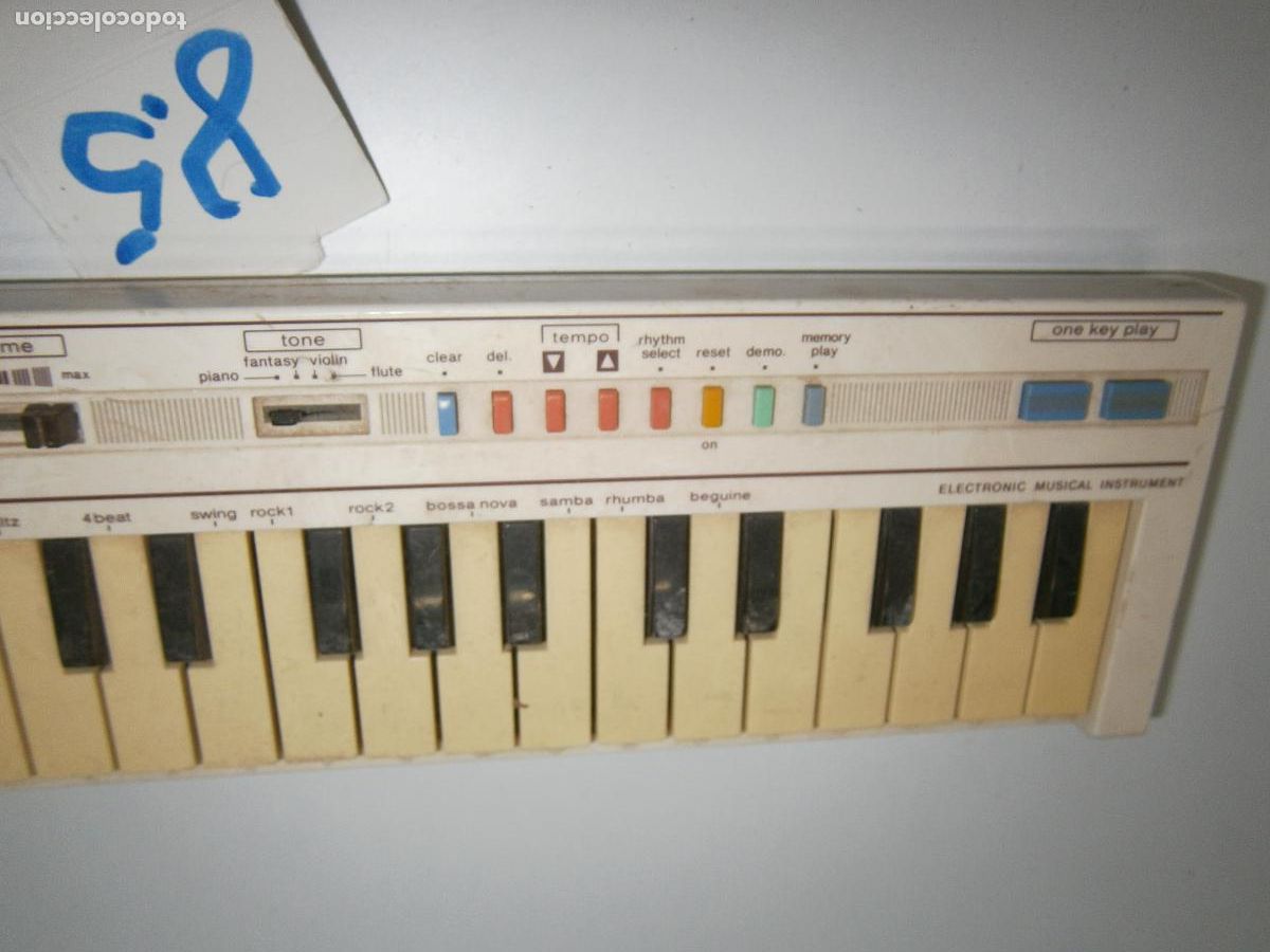 Instrumentos musicales: ANTIGUO ORGANO CASIO PT-1 - Foto 2