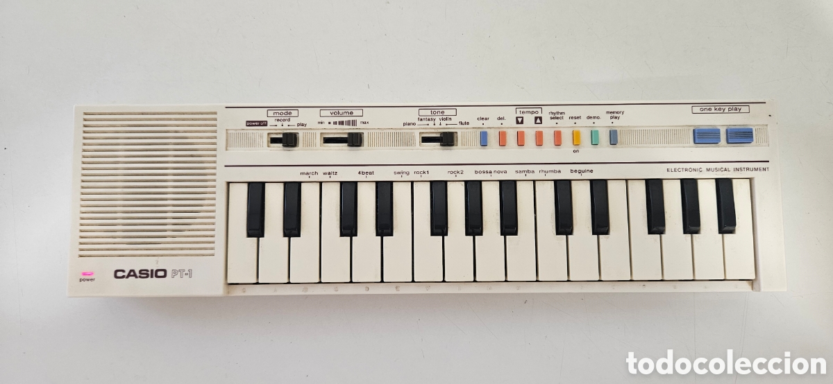 Instrumentos musicales: Teclado Casio PT-1 a&ntilde;os 80 funcionando - Foto 1