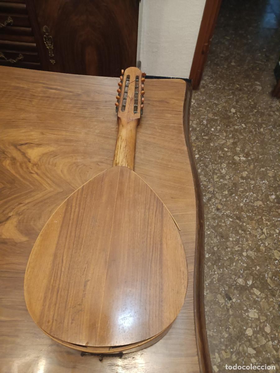 Instrumentos musicales: 3 La&uacute;des sin identificar - Foto 12