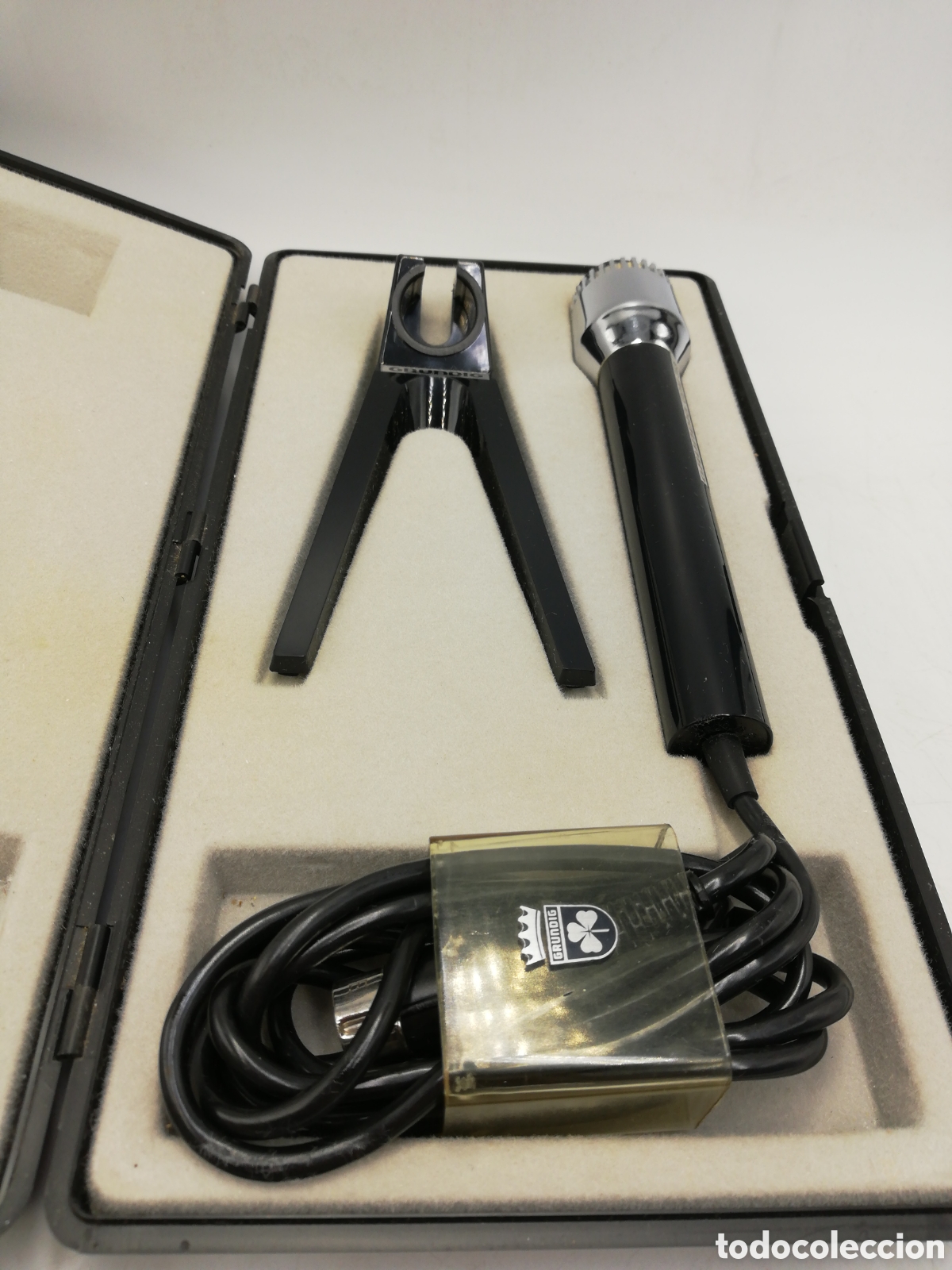 Instrumentos musicales: Antiguo micr&oacute;fono GRUNDIG. GDM. 313. - Foto 2