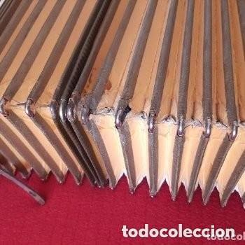 Instrumentos musicales: Antiguo Acorde&oacute;n marca Meneil Herold - Foto 14