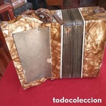 Instrumentos musicales: Antiguo Acorde&oacute;n marca Meneil Herold - Foto 16