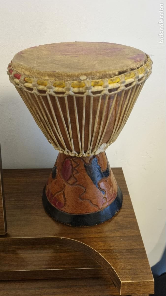 Instrumentos musicales: DJEMBE Africano, tallado a mano - Foto 1