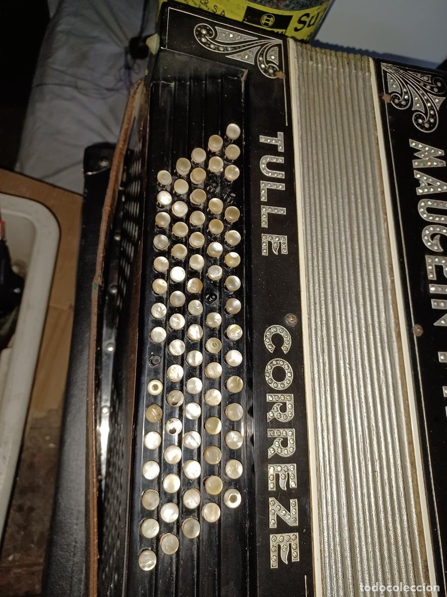 Instrumentos musicales: Acordeon Maugein Freres - Foto 2
