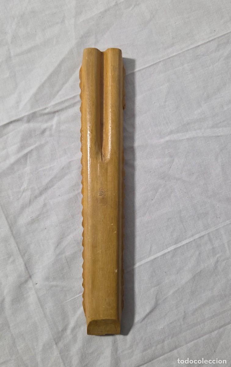 Instrumentos musicales: Flauta indigena de madera - Foto 2