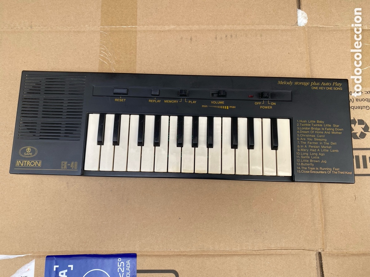 Instrumentos musicales: Teclado intron ek48. Funciona. 37 cm. - Foto 4