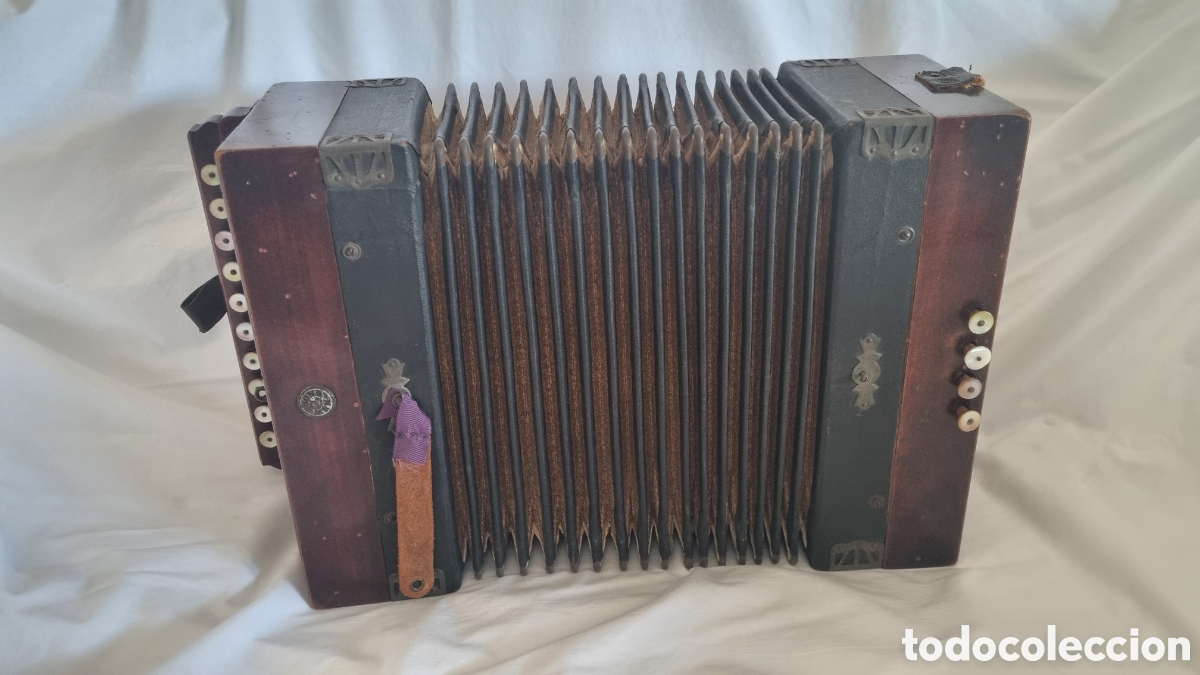 Instrumentos musicales: Acordeon New Phono antiguo - Foto 2