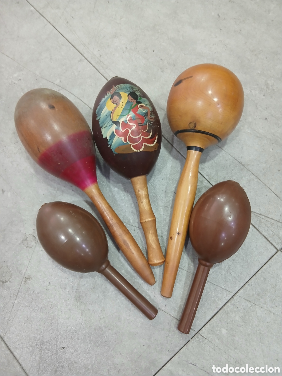 Instrumentos musicales: Lote de maracas variadas. (L125) - Foto 1