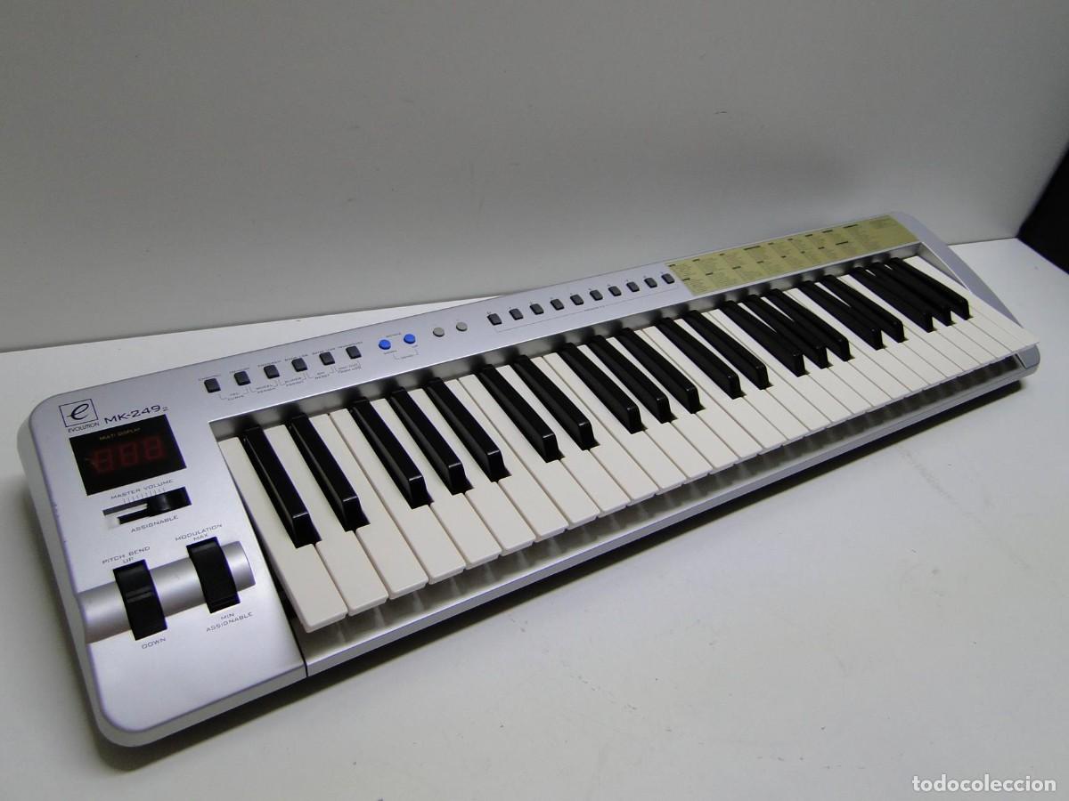 Instrumentos musicales: TECLADO MIDI CON TRANSFORMADOR (168309) - Foto 3