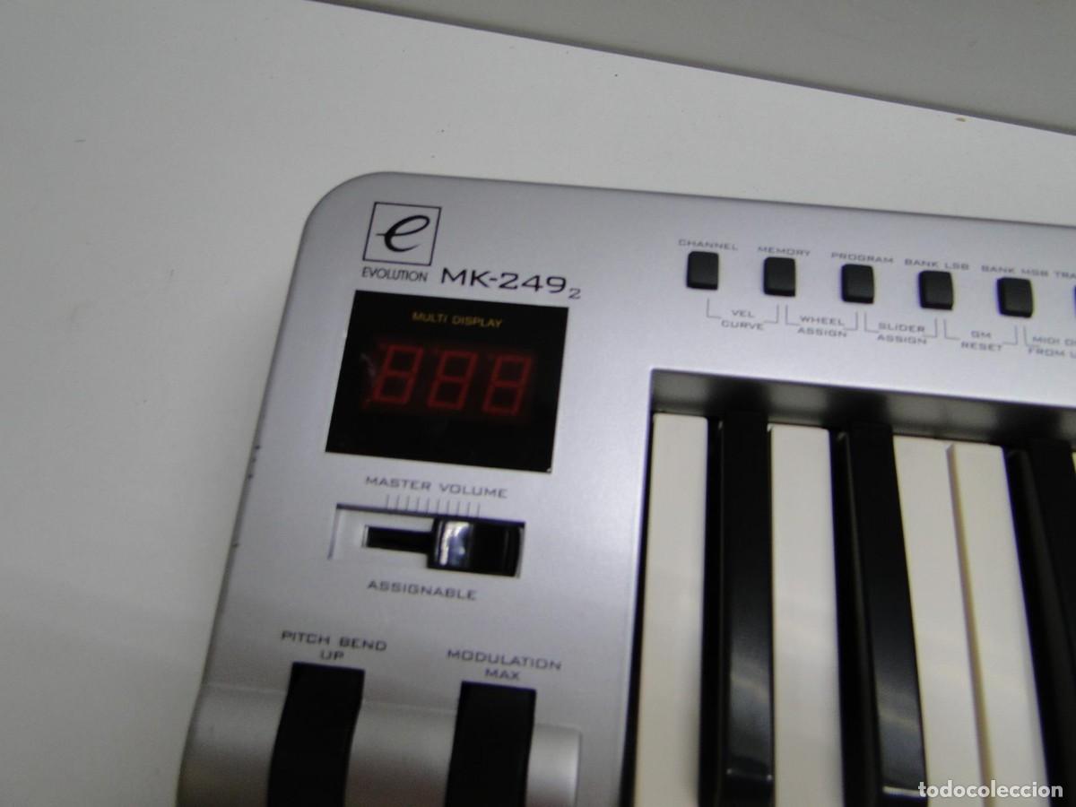 Instrumentos musicales: TECLADO MIDI CON TRANSFORMADOR (168309) - Foto 4