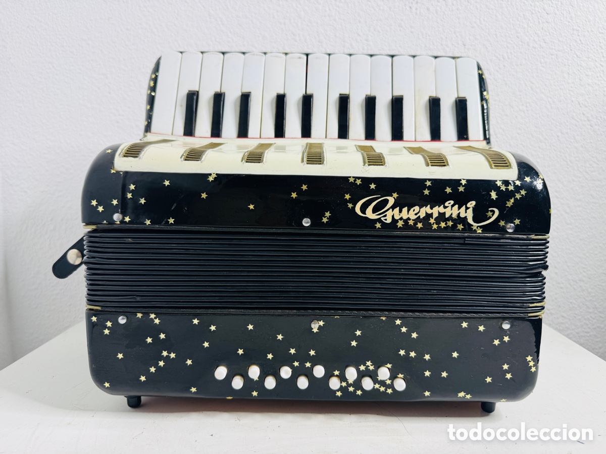 Instrumentos musicales: Guerrini Acorde&oacute;n Antiguo - Foto 1