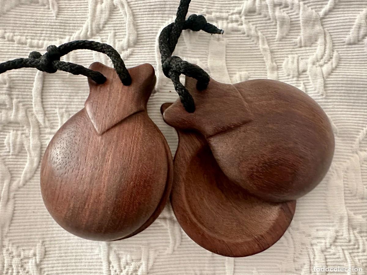 Instrumentos musicales: Casta&ntilde;uelas nuevas de madera - Foto 1