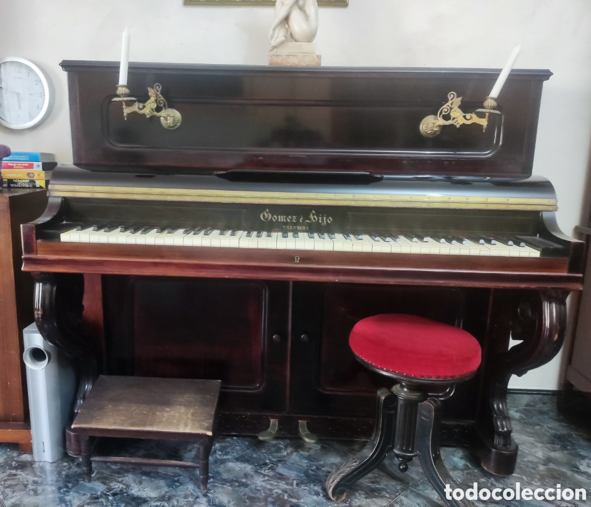 Instrumentos musicales: Piano Antiguo Decorativo &rdquo;Gomez e Hijo&rdquo; | Planta Baja (F&aacute;cil salida)