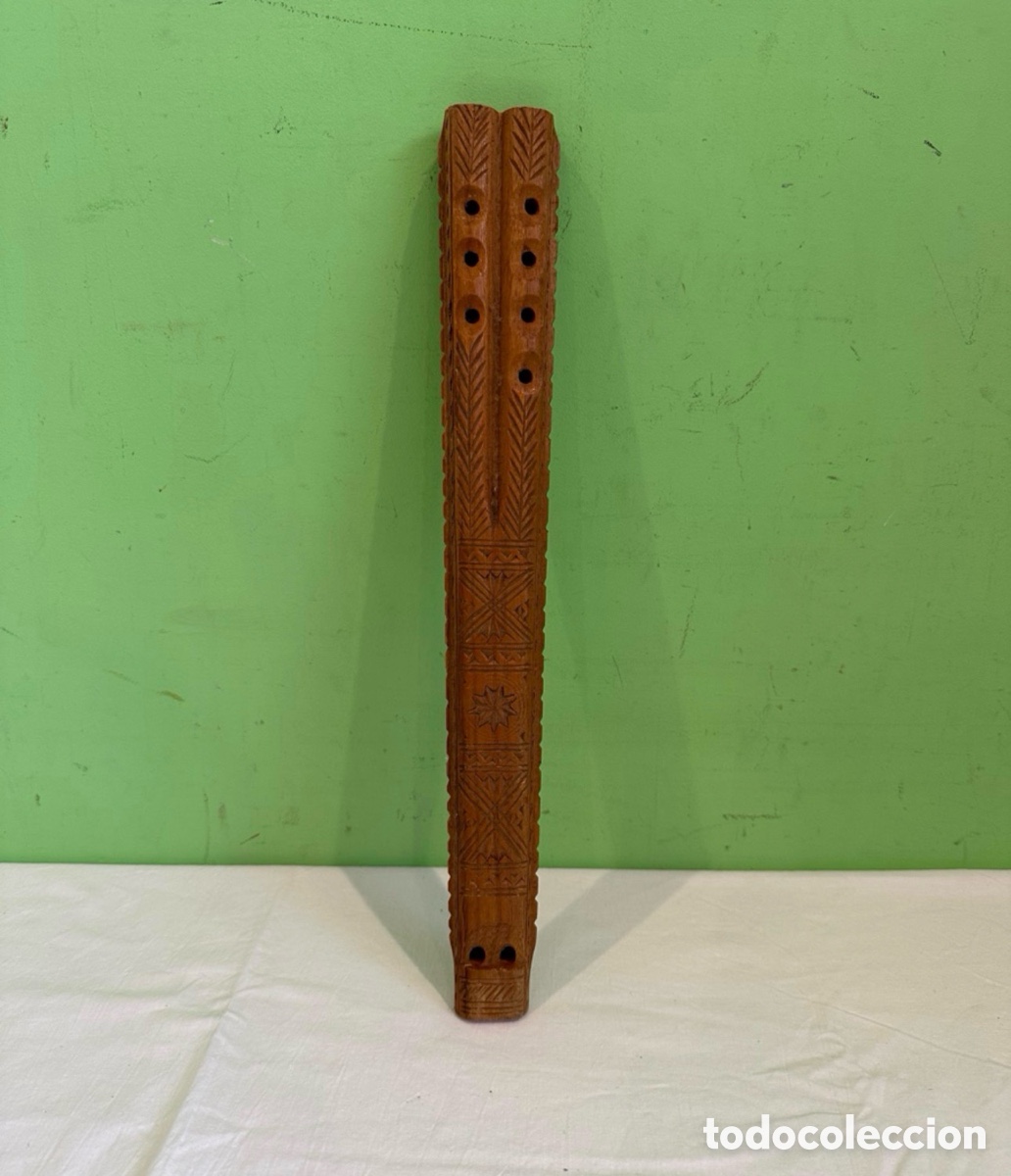 Musical instruments: Flauta dulce Nila madera con caja y partitura original vintage a&ntilde;os 60