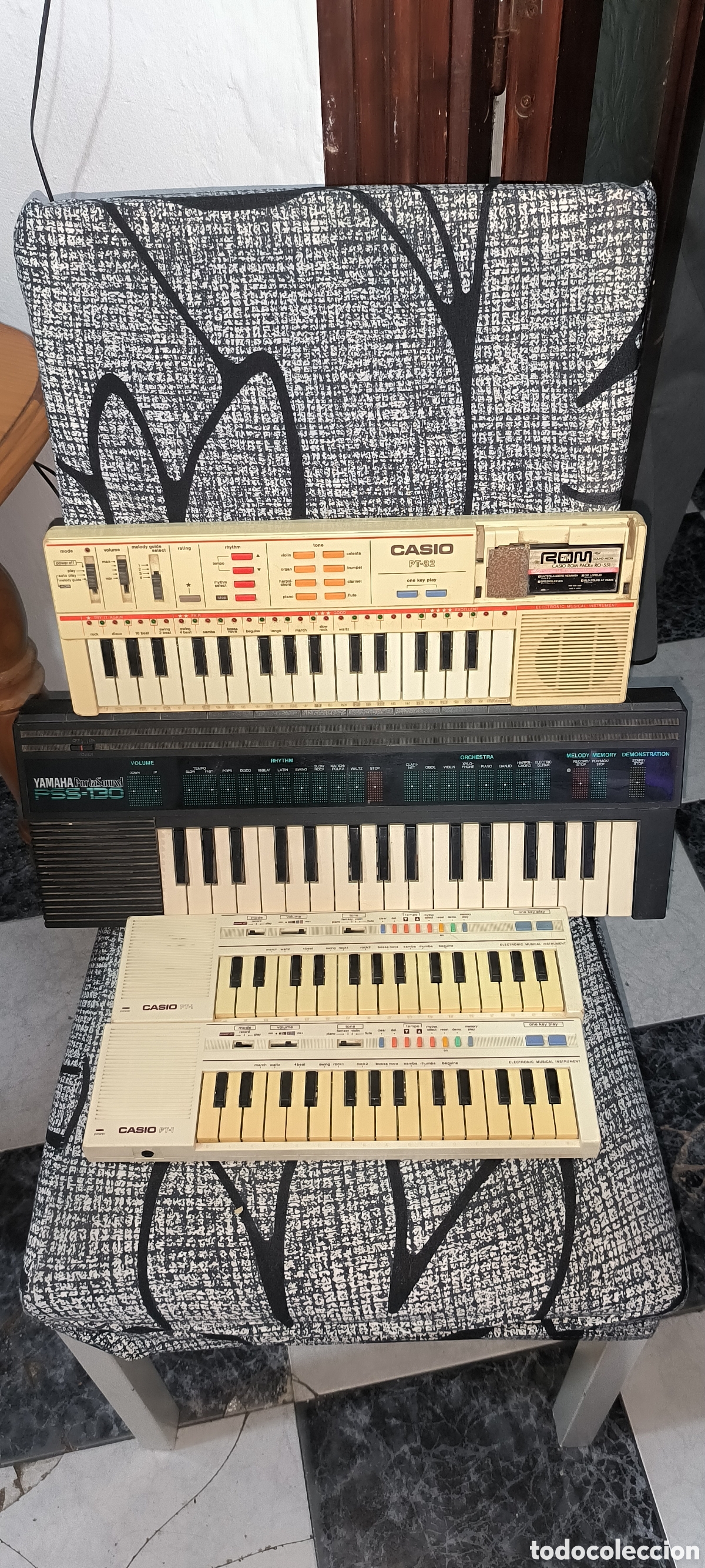 Instrumentos Musicais: LOTE ANTIGUOS TECLADOS