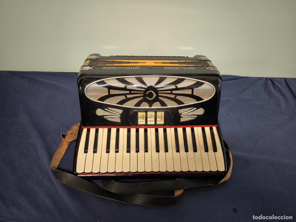 Instrumentos musicales: ACORDEON DE PIANO EUTERPE&CORVINO