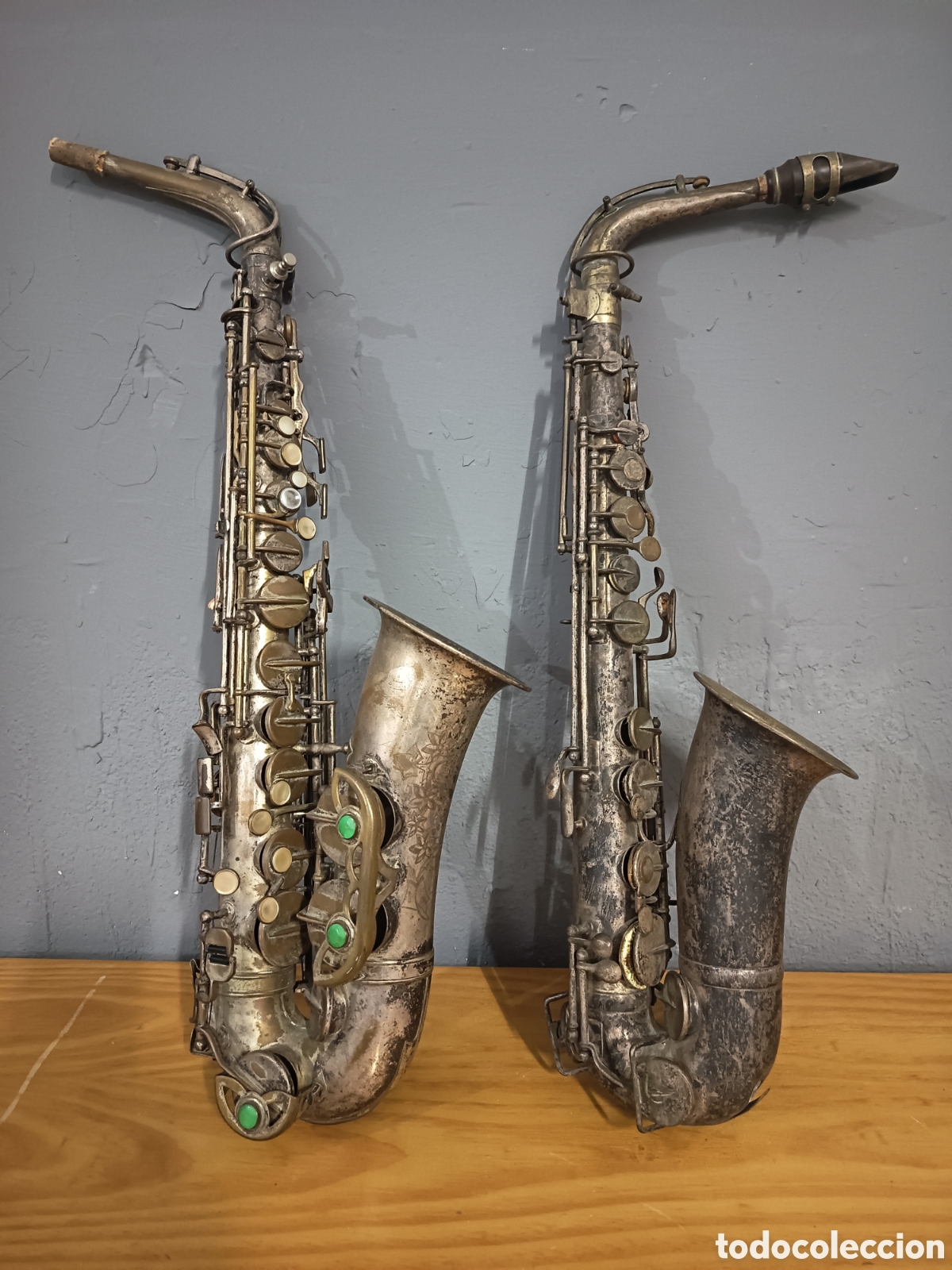 Instrumentos musicales: MUY ANTIGUOS PAREJA DE SAXOF&Oacute;N , LEFEVRE BREVETE PARIS, ARTIS MUSIK-REX TRADE-MARK