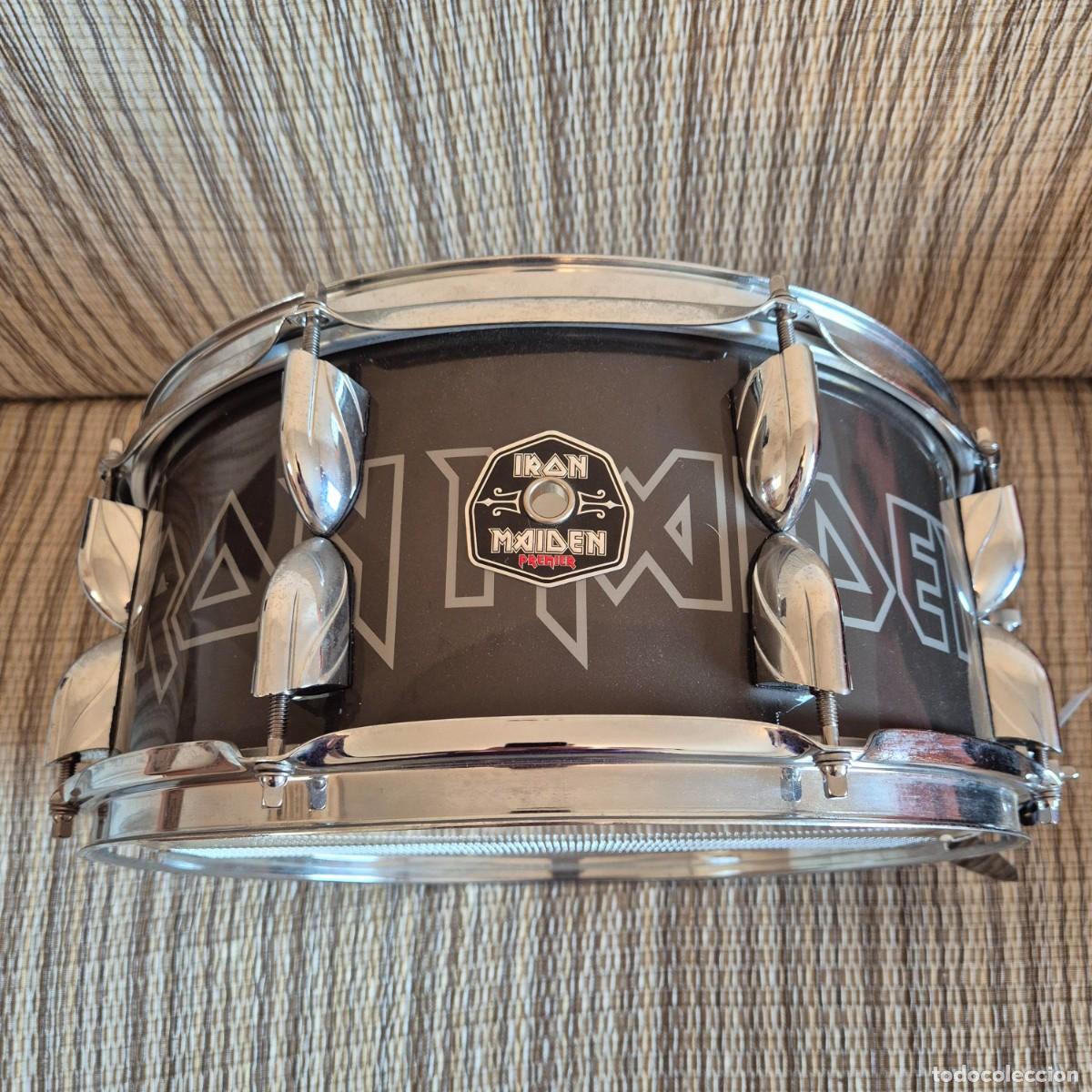 Instrumentos musicales: Caja PREMIER Iron Maiden 14&rdquo;x5,5&rdquo; Edici&oacute;n Limitada