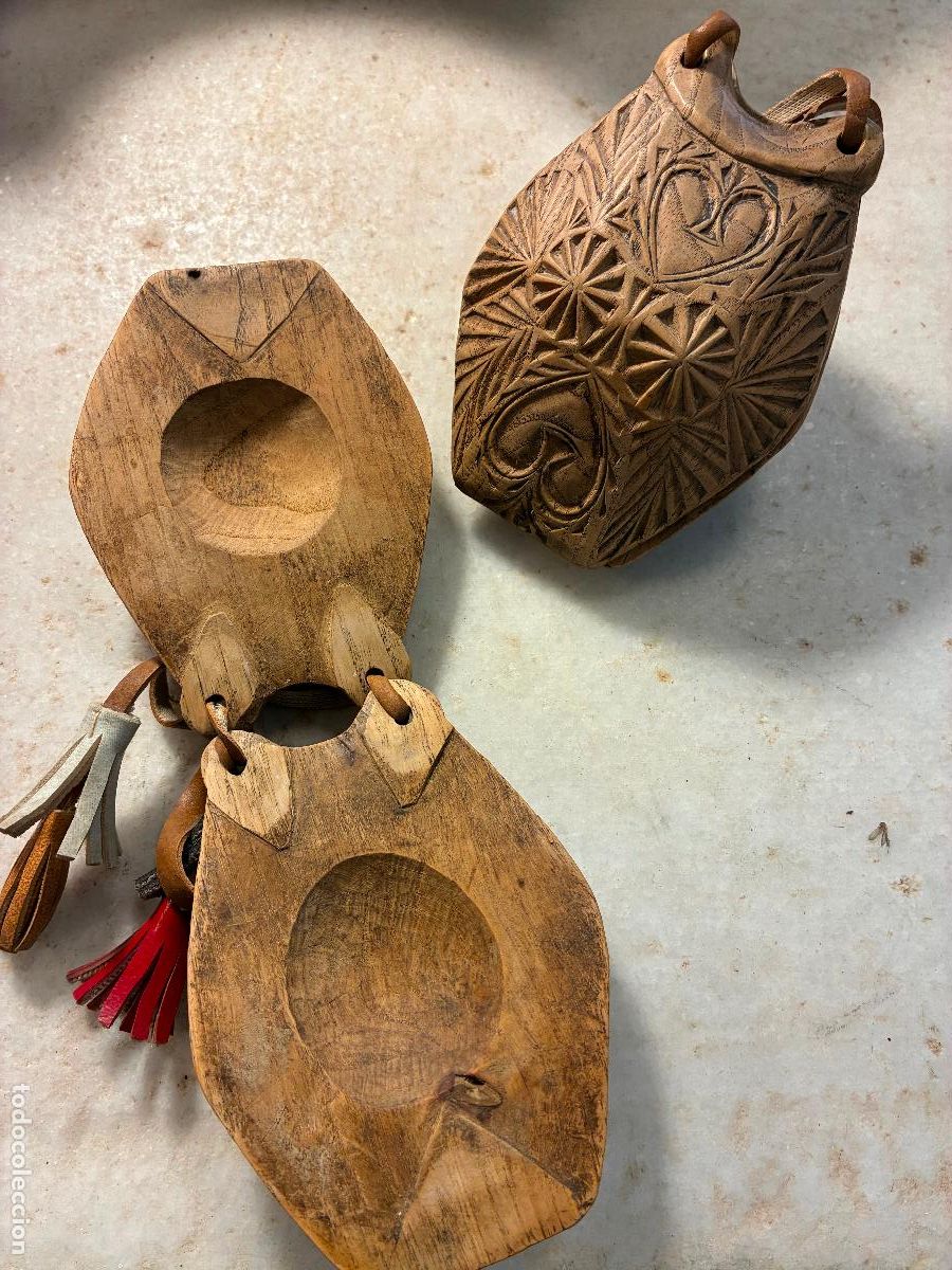 Instrumentos musicales: Antiguas casta&ntilde;uelas o tarra&ntilde;uelas asturianas arte popular pastoril madera muy bien trabajada fotos