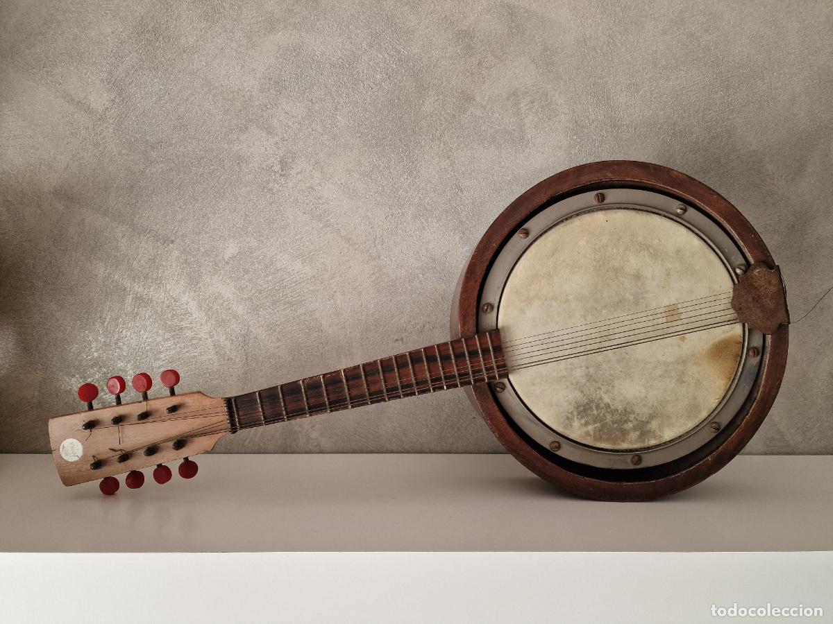 Instrumentos musicales: ANTIGUO BANJOLI MARCA AMKA