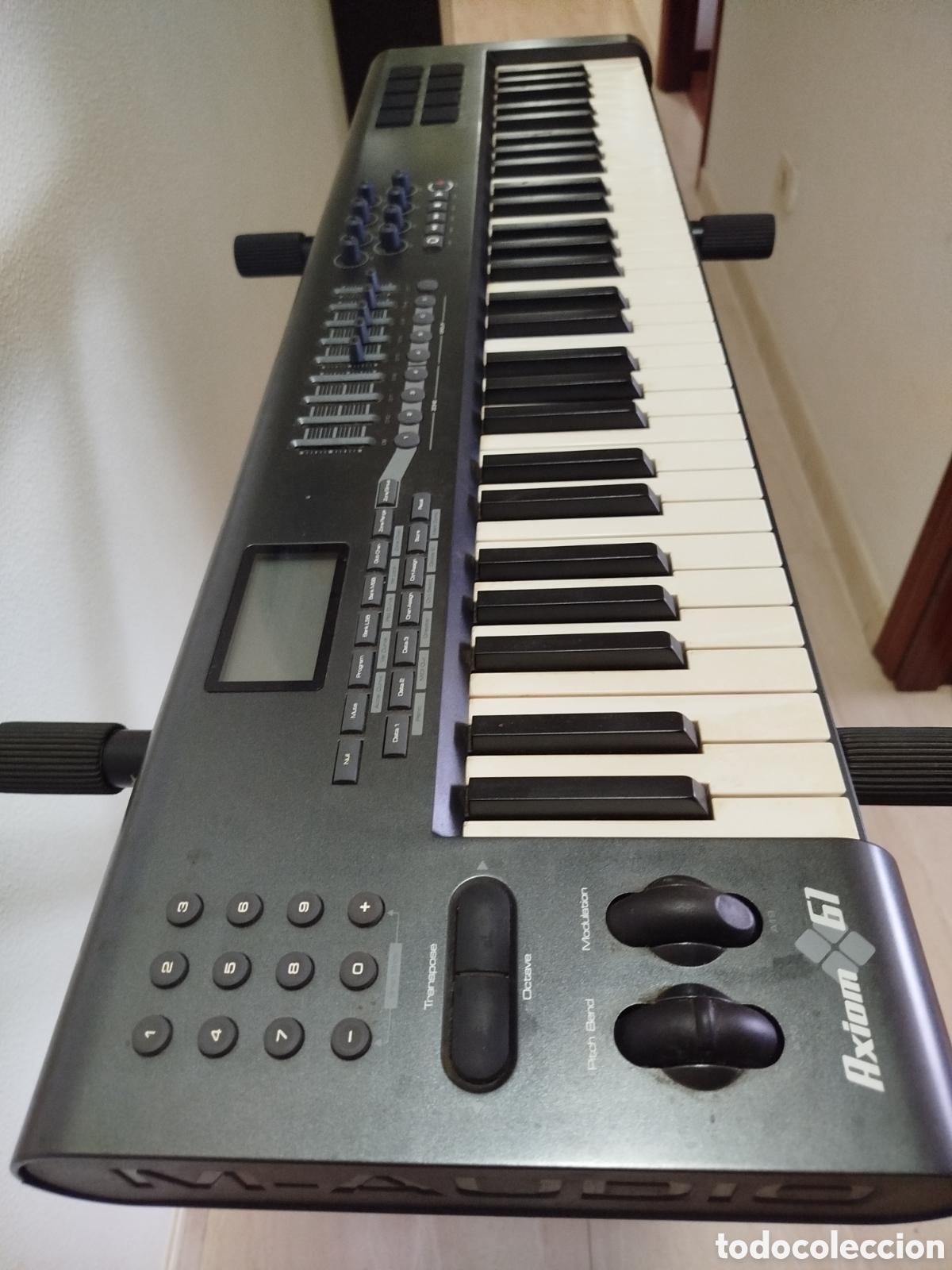 Instrumentos musicales: M-Audio Axiom 61 + Soporte - Foto 2