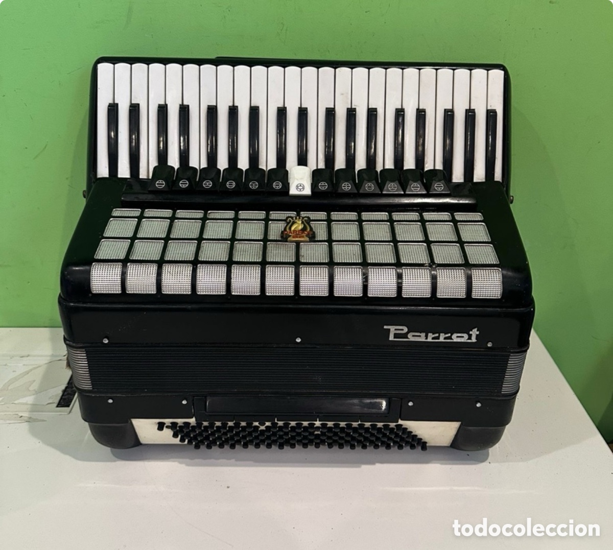 Instrumentos Musicais: Acorde&oacute;n Parrot Vintage 41 Teclas 120 Bajos Negro Funcionando &ndash; A&ntilde;os 70/80