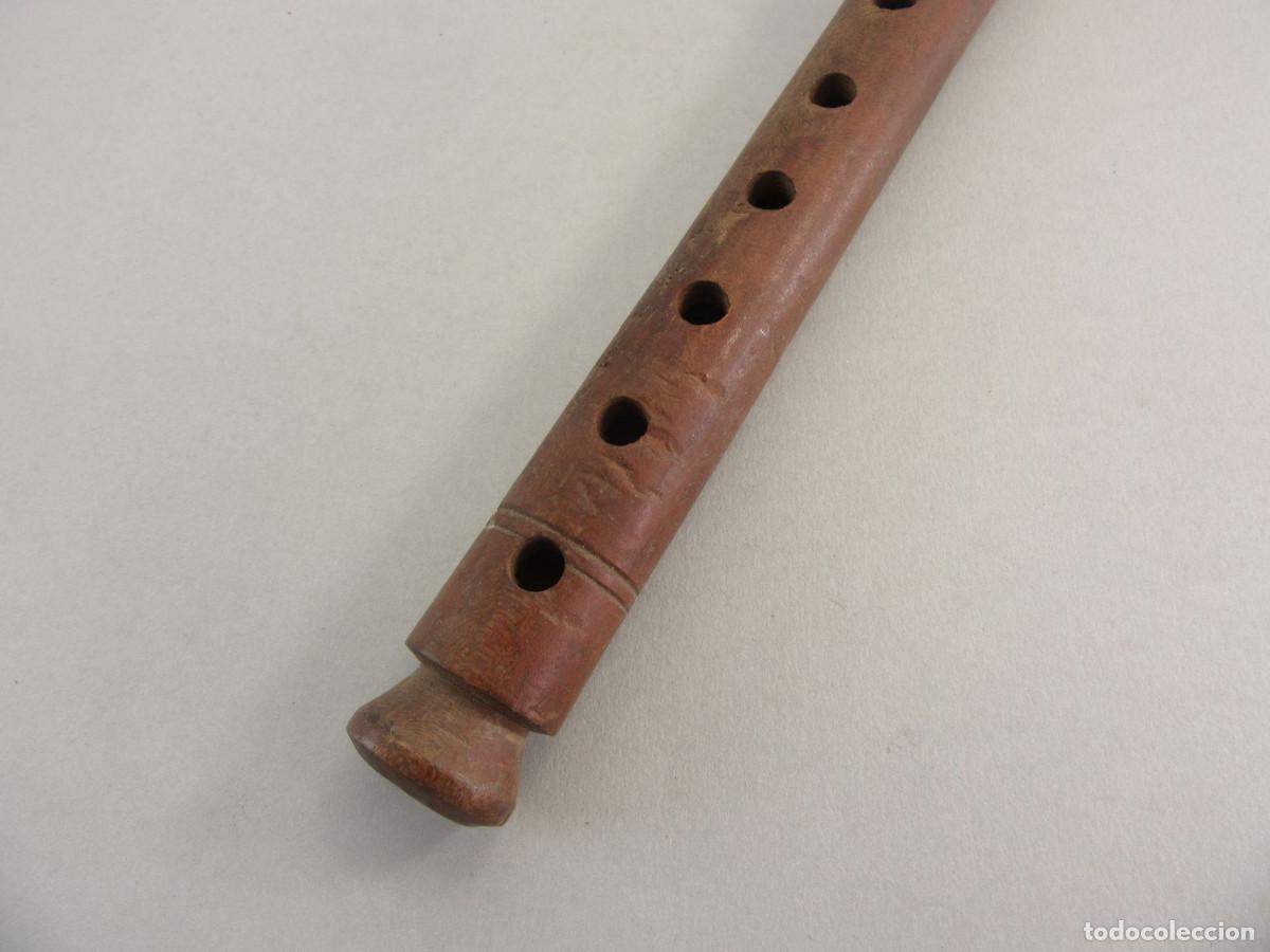 Instrumentos musicales: Flauta popular en madera. - Foto 3