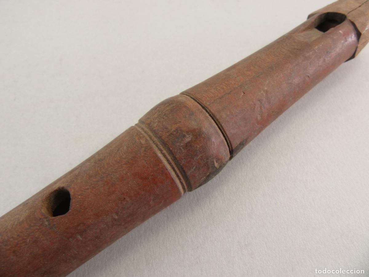 Instrumentos musicales: Flauta popular en madera. - Foto 9