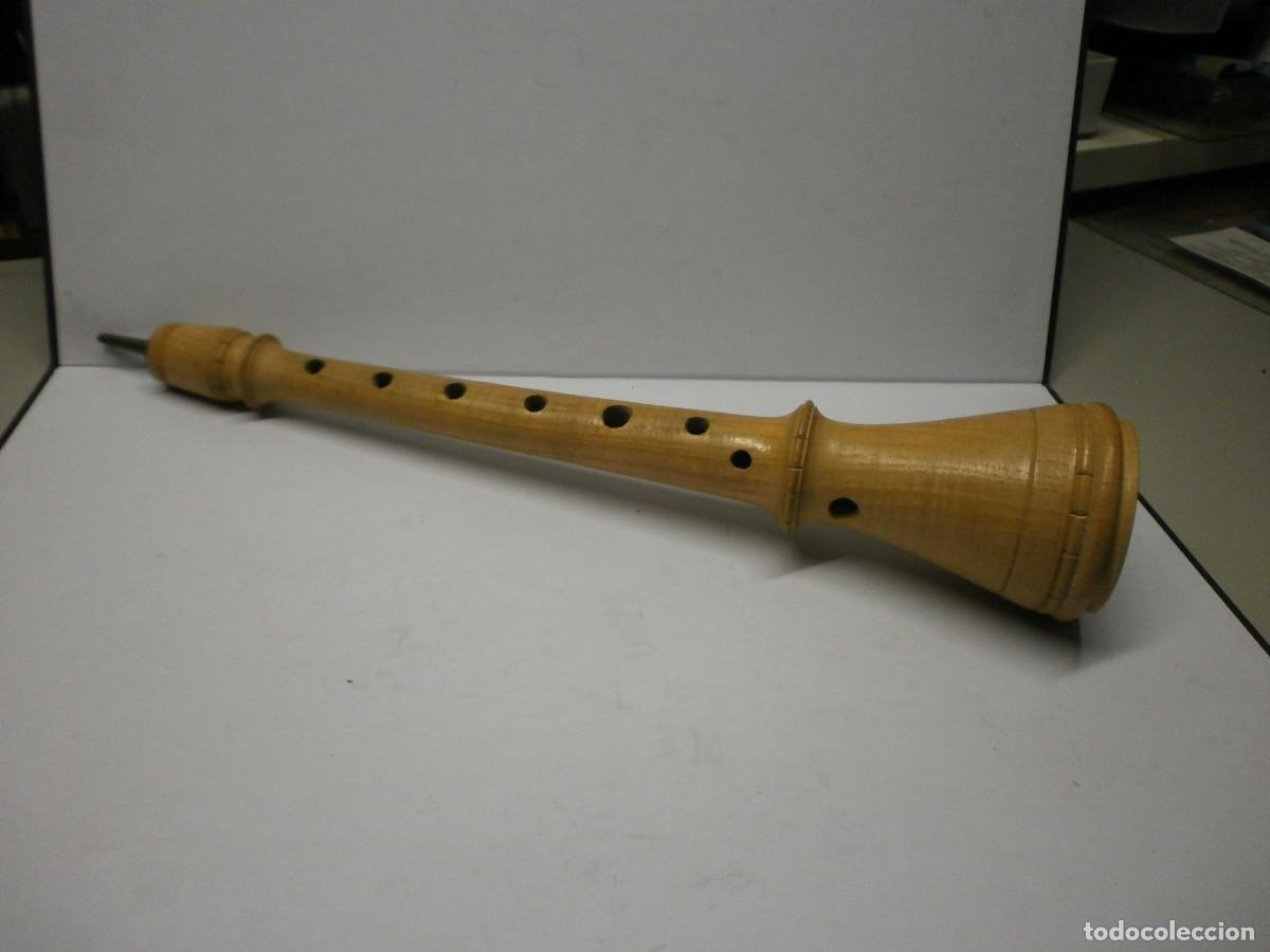 Strumenti musicali: bonita dulzaina de madera