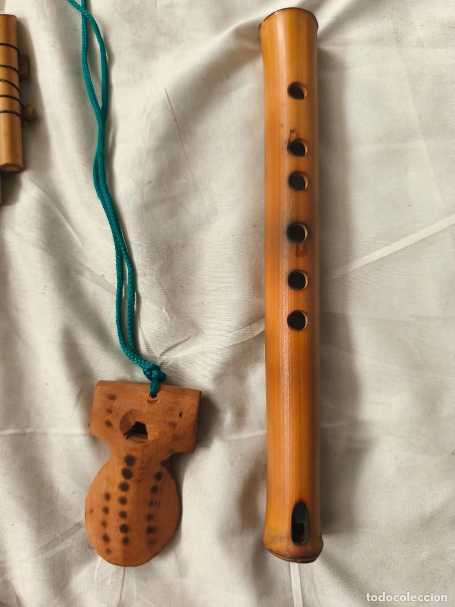 Musical instruments: Quena . flauta de bisel tradicional de la regi&oacute;n de los Andes centrales. Original