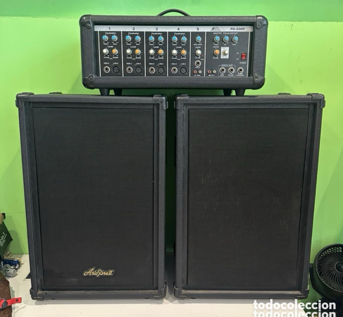 Musikinstrumente: Equipo de Sonido Profesional ARIA PA-500R con 2 Altavoces Originales - 5 Canales - Como Nuevo
