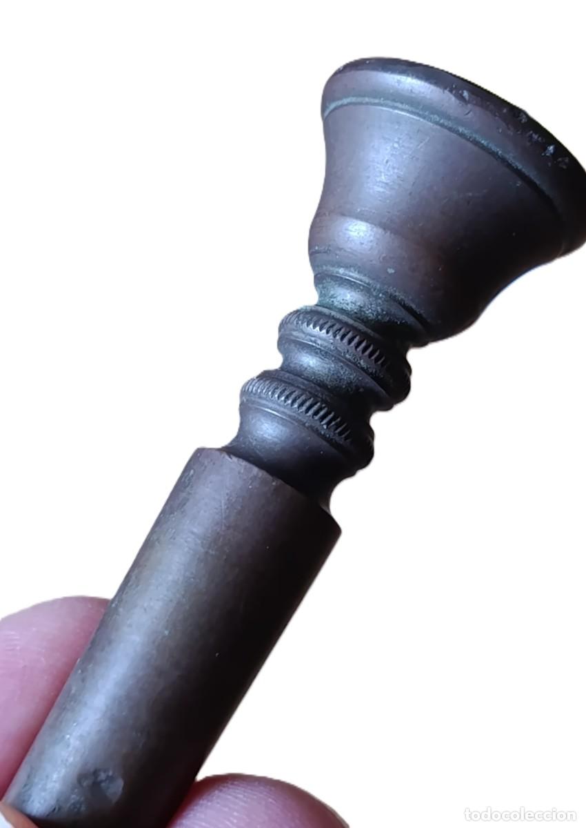 Instrumentos musicales: Boquilla Met&aacute;lica para Corneta o Trompeta - Lat&oacute;n con P&aacute;tina Natural
