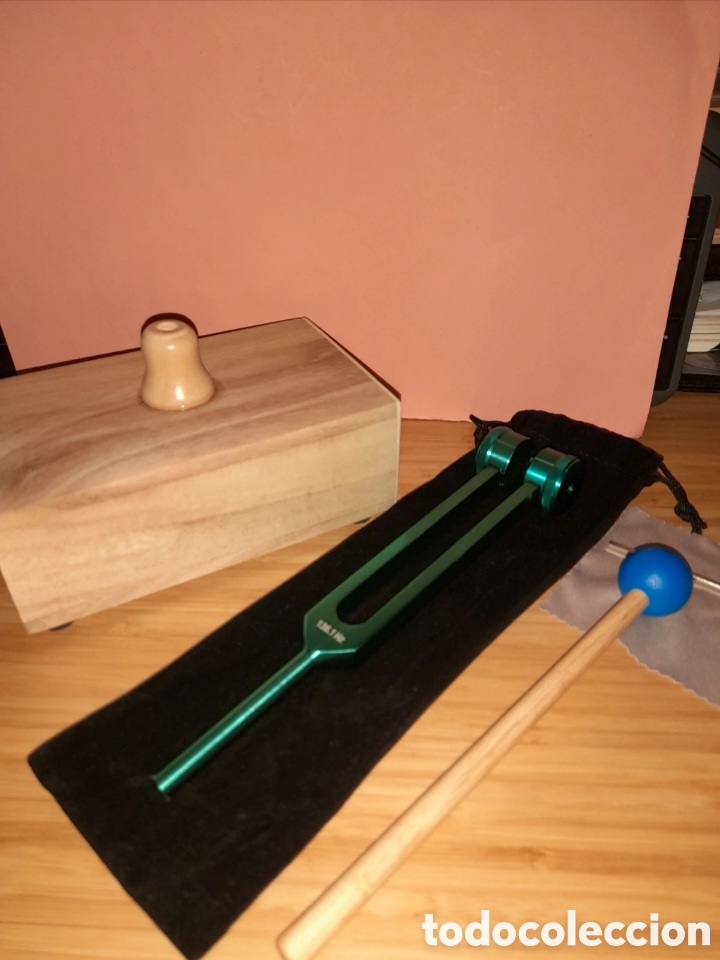 Instrumentos musicales: Diapason 136.1Hz con base madera