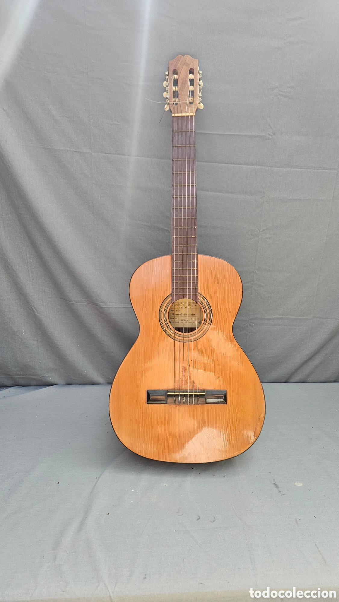 Instrumentos musicales: Guitarra espa&ntilde;ola vintage