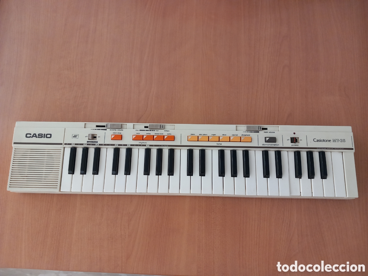 Instrumentos musicales: Piano electronico Casiotone MT 35
