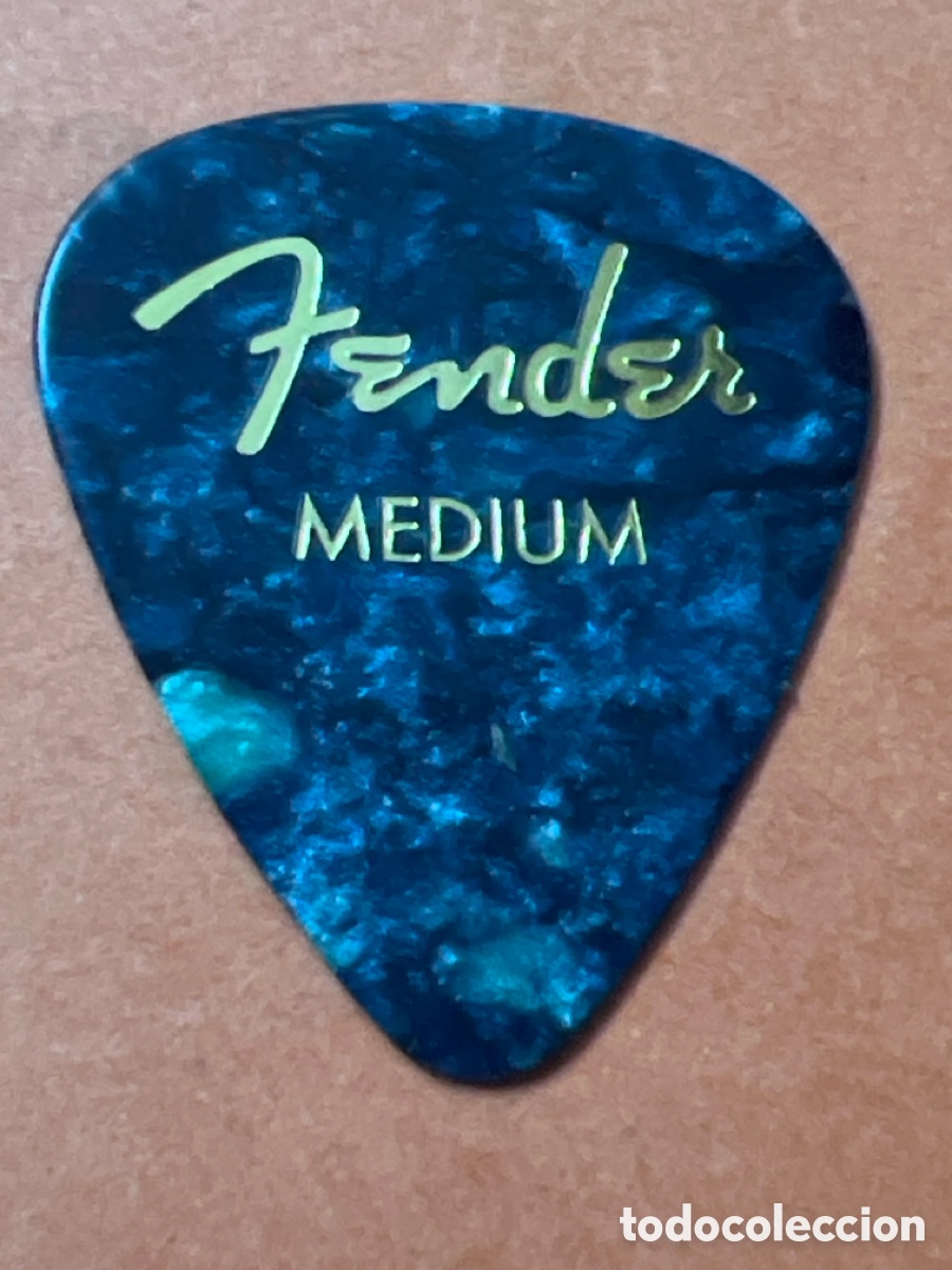Instrumentos musicales: T4/X109/K4. Fender - P&uacute;as de celuloide de calidad pr&eacute;mium para guitarra,