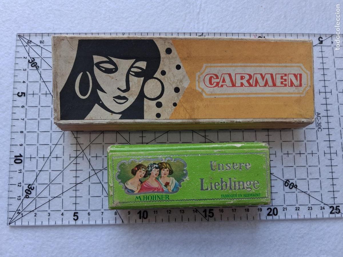 Instrumentos musicales: Lote de dos arm&oacute;nicas diat&oacute;nicas tr&eacute;molo Hohner Unsere Lieblinge y Carmen