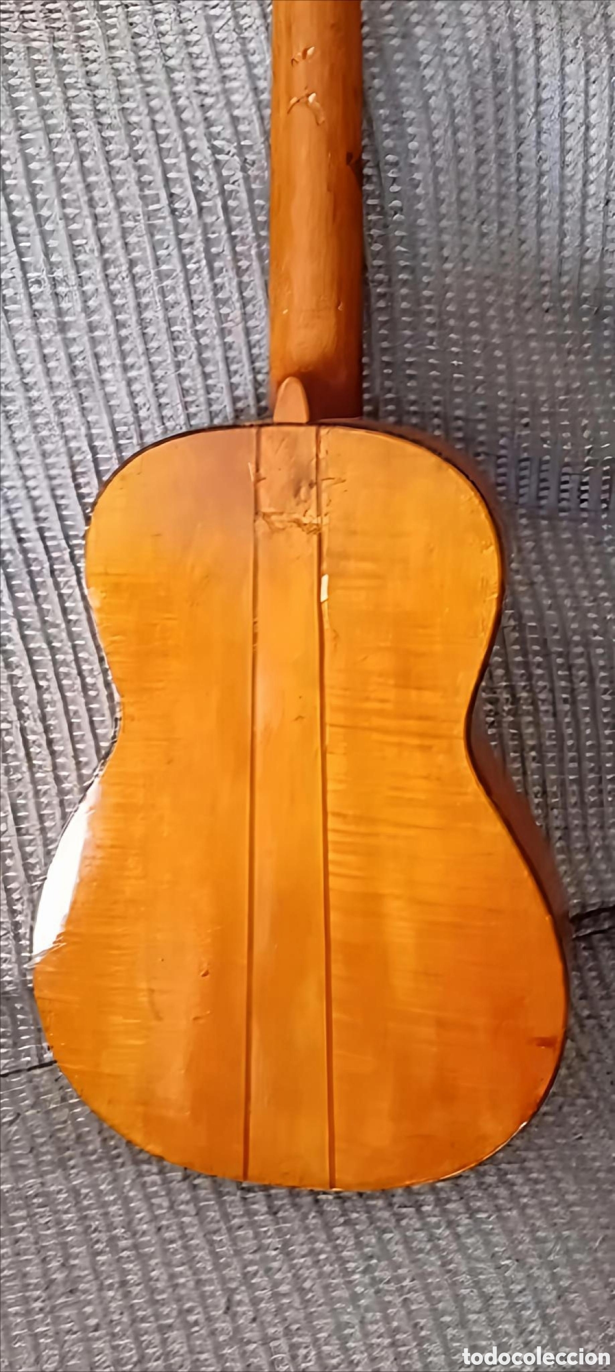 Instrumentos musicales: GUITARRA JOSE RAM&Iacute;REZ