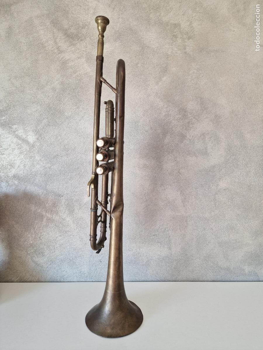 Instrumentos musicales: ANTIGUA TROMPETA AMATI KRASLICE