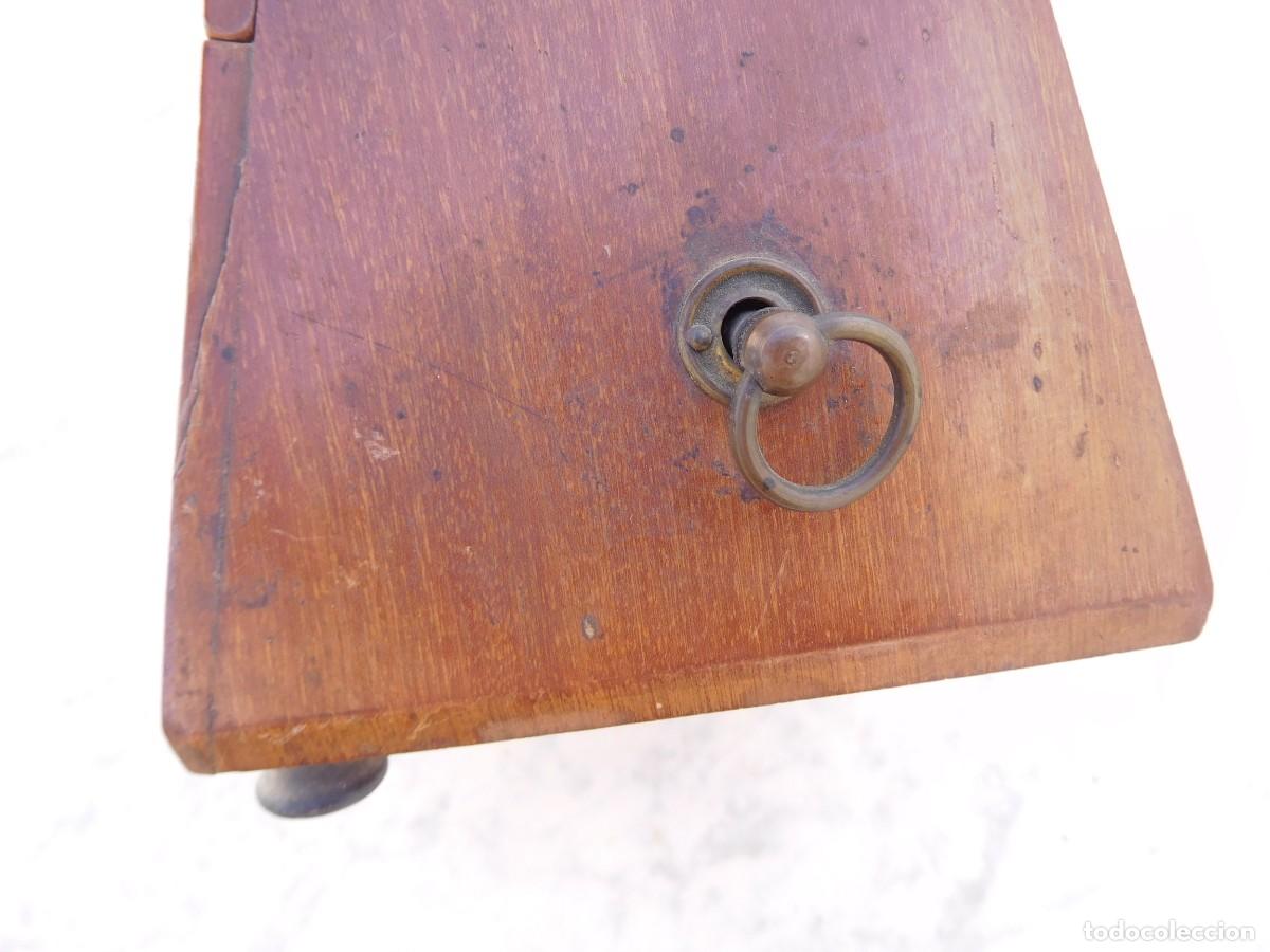Instrumentos musicales: Metr&oacute;nomo de Ma&euml;lzel antiguo - Foto 6