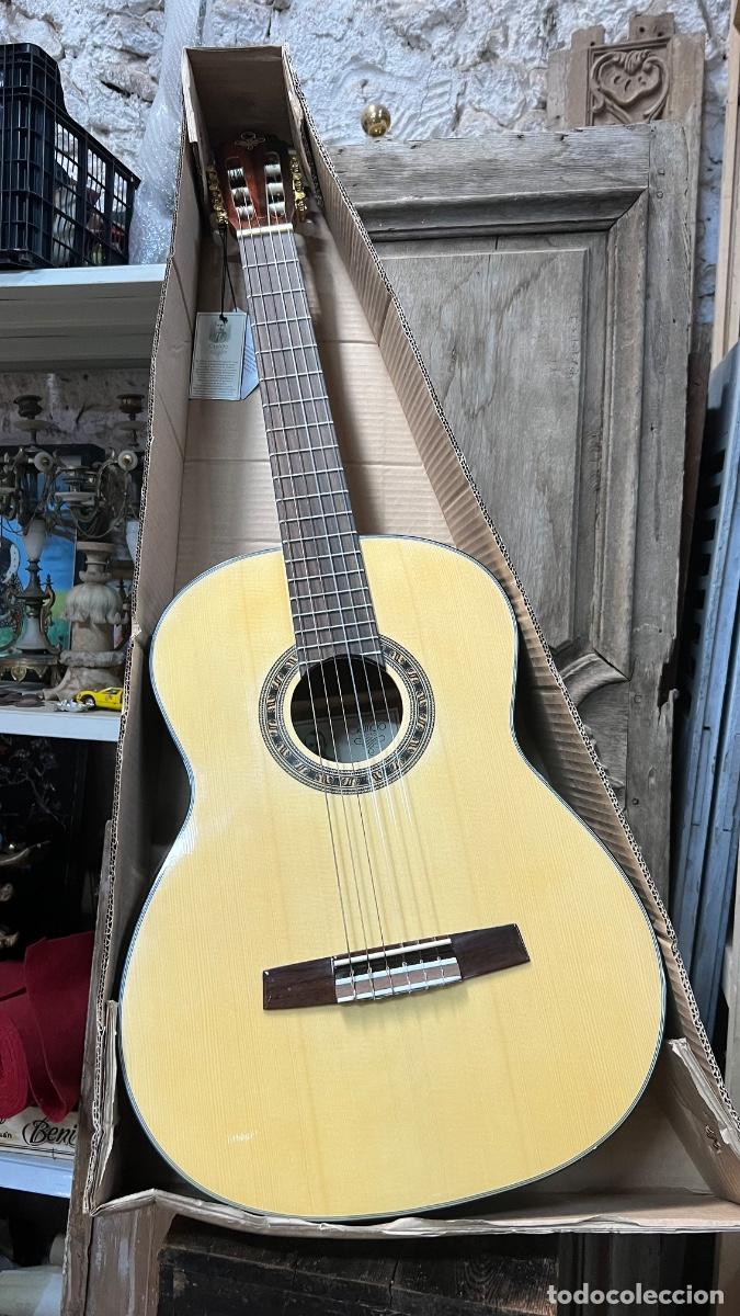 Instrumentos musicales: Guitarra espa&ntilde;ola modelo tango marca garrido nueva etiquetas en caja 102x47cms