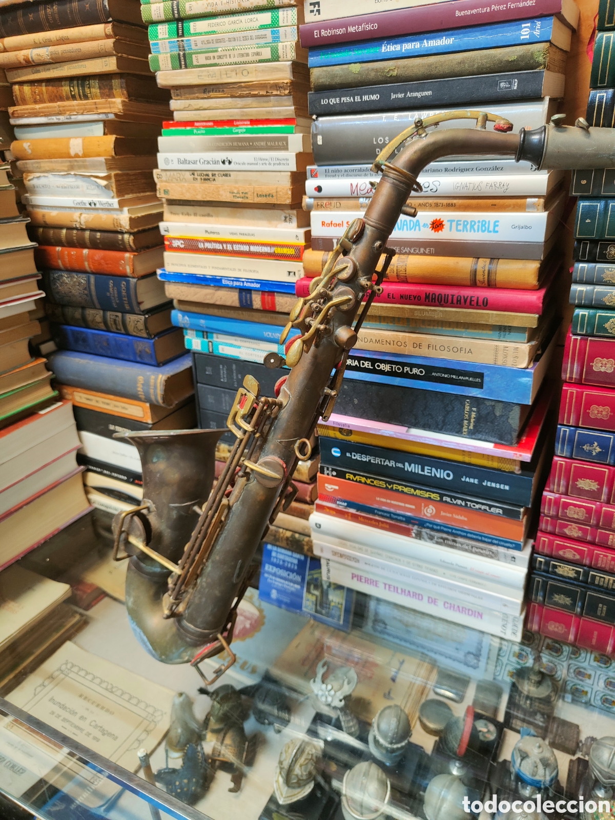 Instrumentos musicales: Instrumento saxof&oacute;n de metal