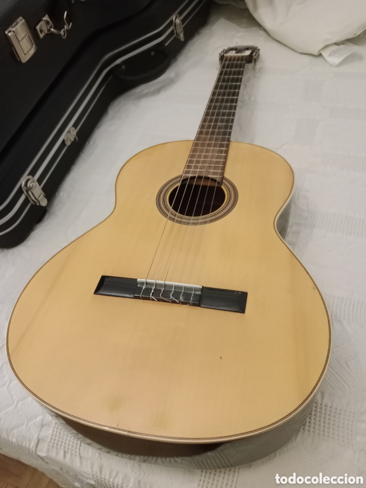 Instrumentos musicales: Guitarra de estudio Conde hermanos - Foto 1