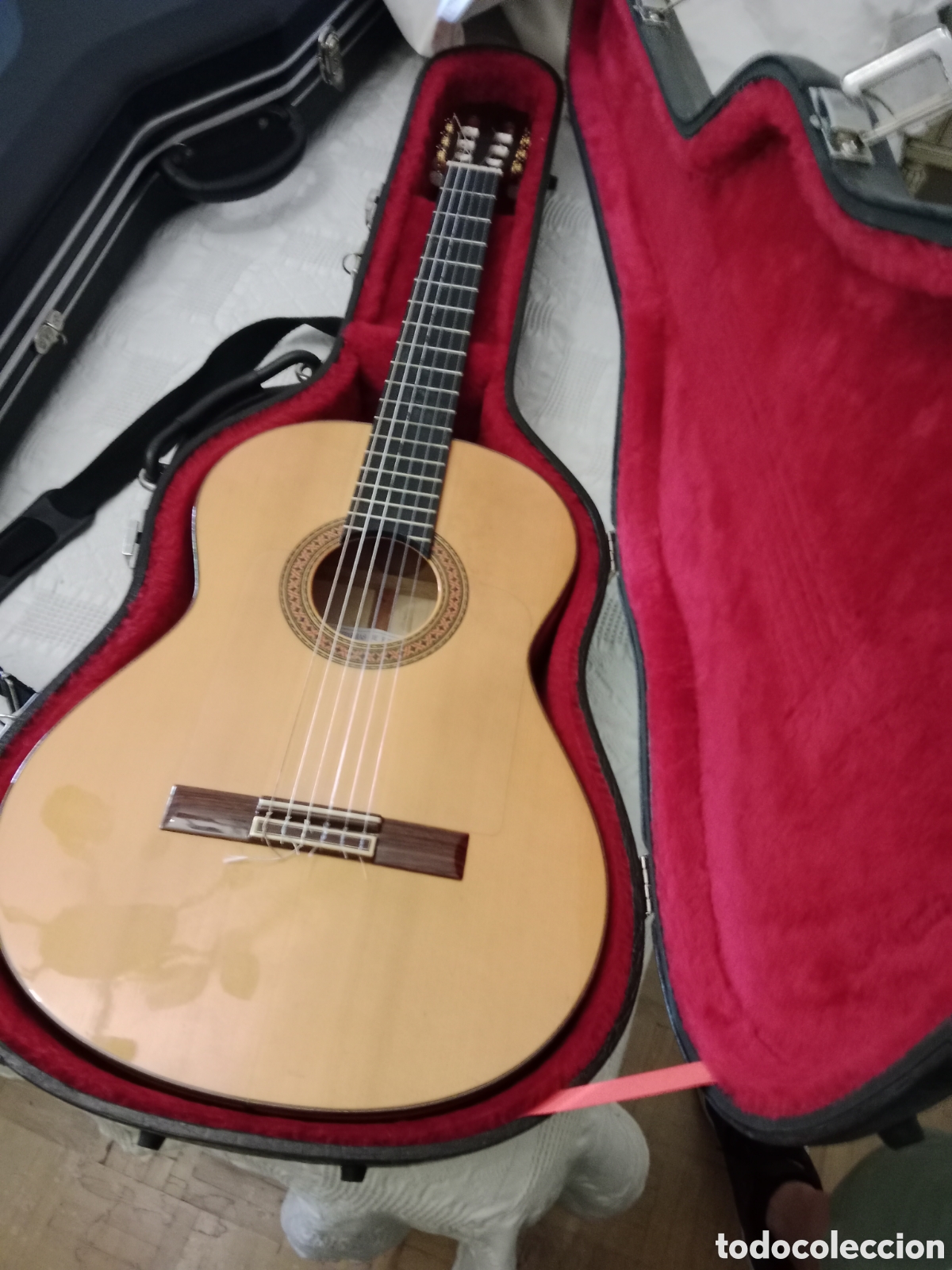 Instrumentos musicales: Guitarra de estudio Jos&eacute; Ram&iacute;rez 1998 - Foto 9