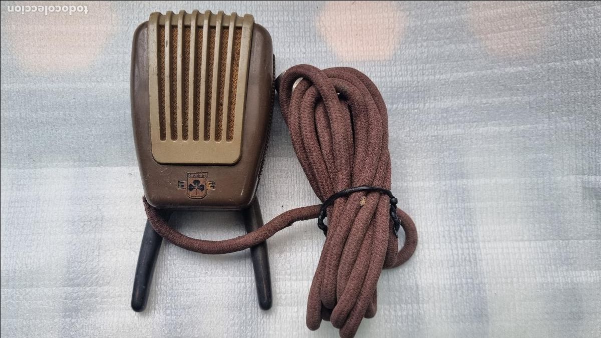 Instrumentos musicales: Micr&oacute;fono vintage GRUNDIG GDM 10 a&ntilde;os 50 &ndash; Din&aacute;mico &ndash; Cable textil &ndash; Sin probar