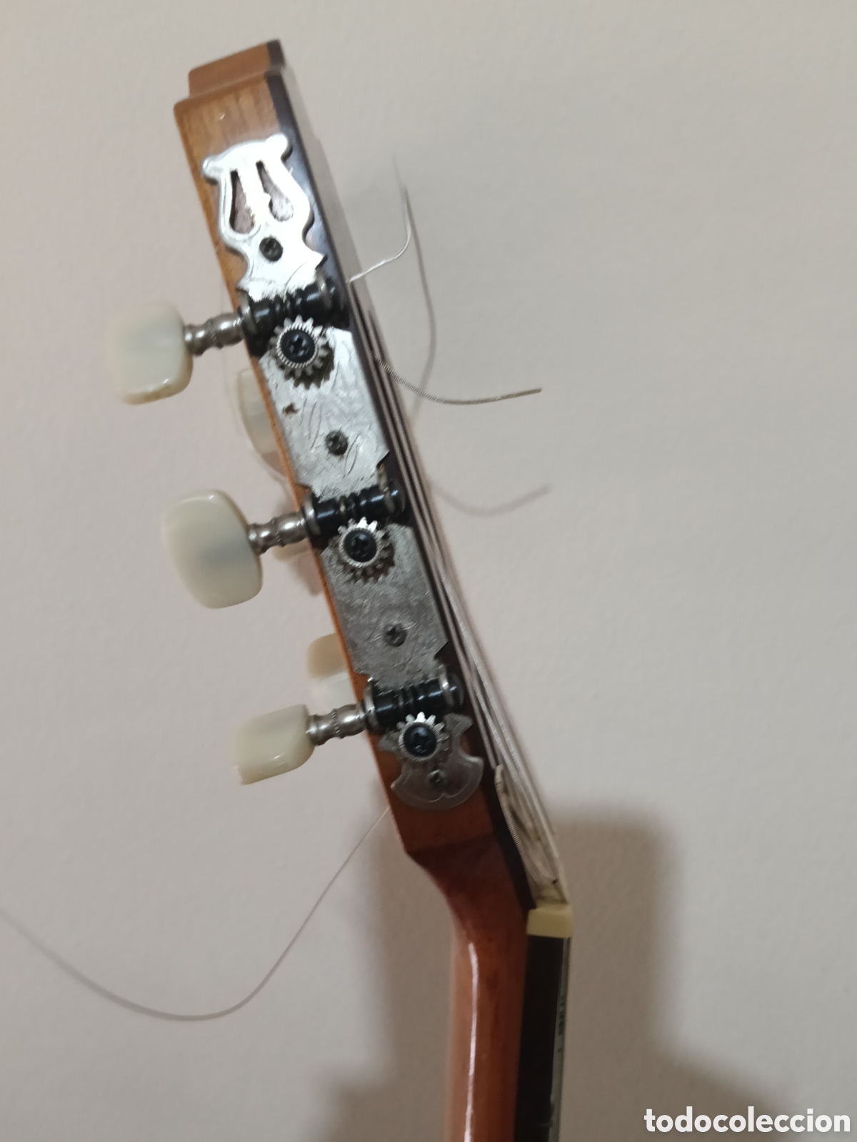 Instrumentos musicales: Guitarra flamenca serran&iacute;a - Foto 4