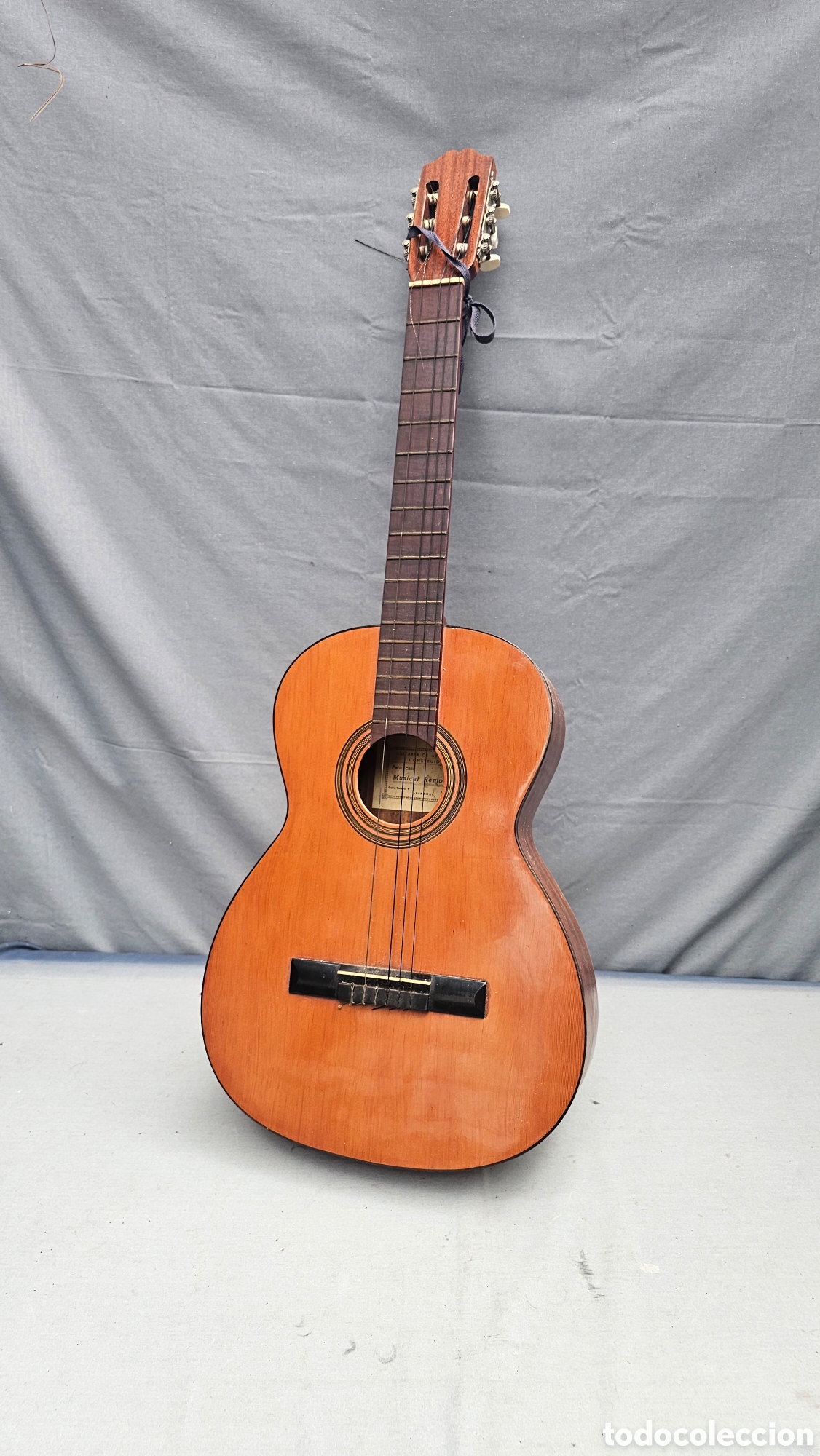 Instrumentos musicales: Guitarra espa&ntilde;ola vintage - Foto 1