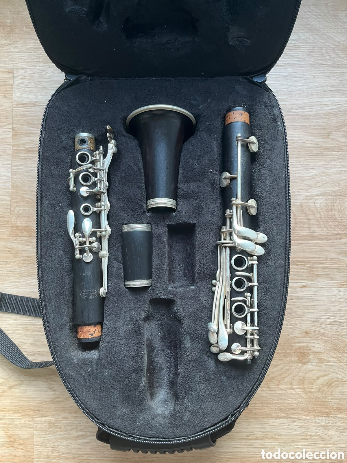 Musical instruments: Clarinete Buffet Crampon RC Sib 18 llaves &ndash; Do♯ articulado &ndash; Profesional &ndash; 1988 &ndash; 442 Hz &ndash;Granadilla