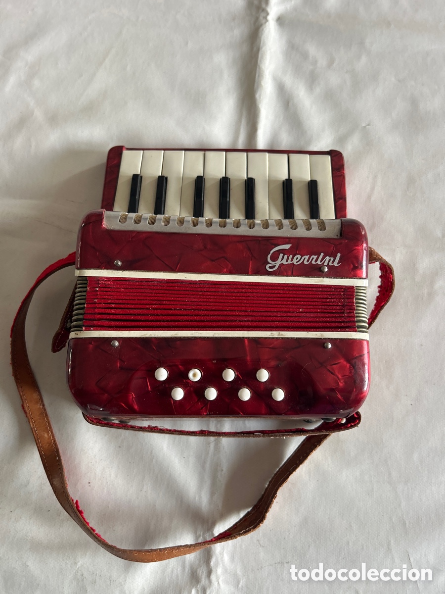 Instrumentos musicales: Acordeon peque&ntilde;a Guerrini - Foto 2