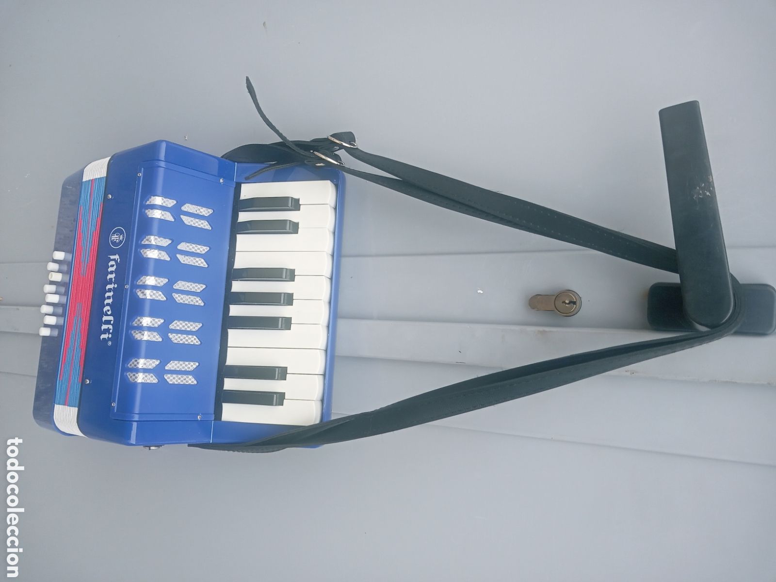 Instrumentos musicales: MARAVILLOSO ACORDEON. FARINELLI. ANTIGUO